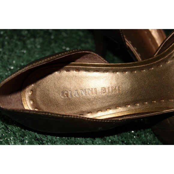 Gianni Bini Gold Heels Size 7 M Pointy Toe Soes Casual Dress - Picture 6 of 9